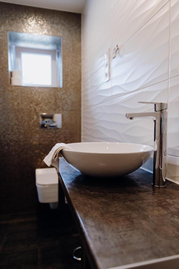 Nyirfa Apartman Vonyarcvashegy Buitenkant foto